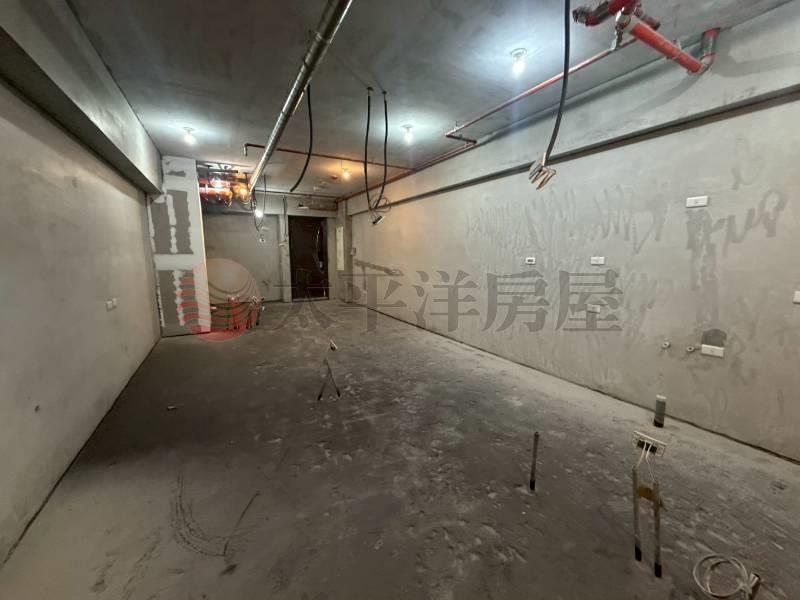 亞昕喜徠登大樓+車位房屋室內格局與周邊環境