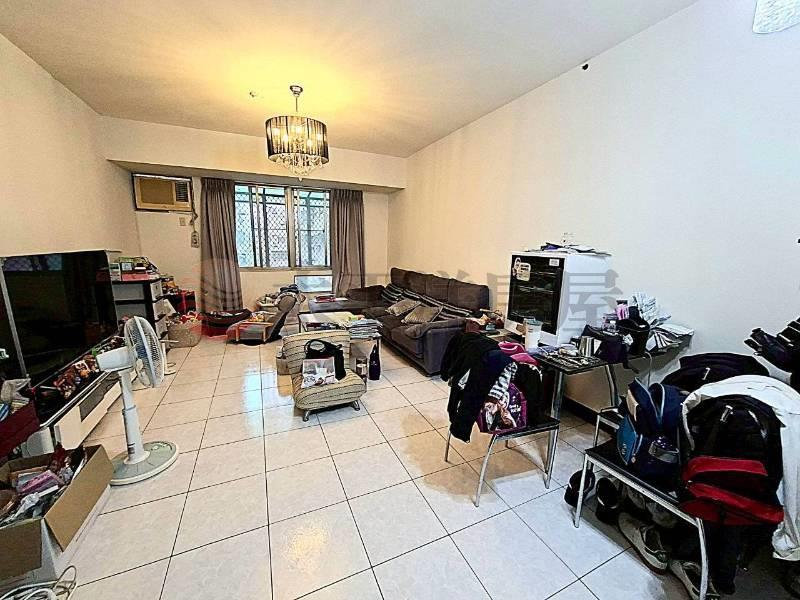 永大路商圈4房平車房屋室內格局與周邊環境