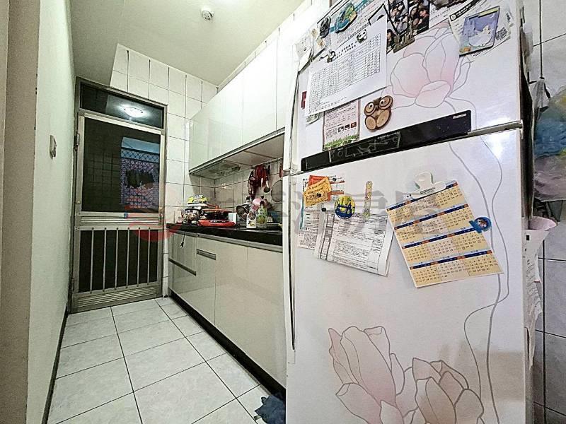 永大路商圈4房平車房屋室內格局與周邊環境