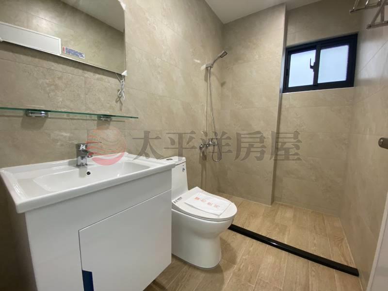 建興學區稀有面寬車墅房屋室內格局與周邊環境