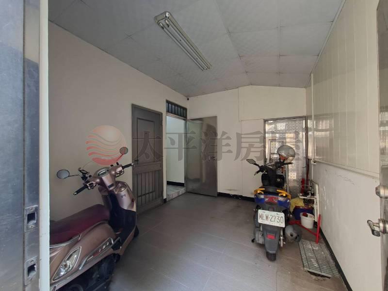 仁德中正路角窗店住房屋室內格局與周邊環境