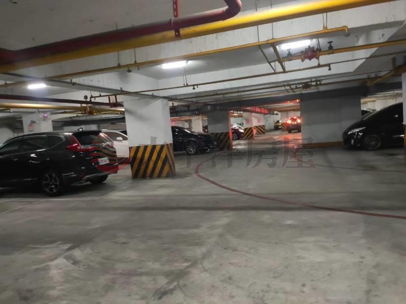 南應大3房平車房屋室內格局與周邊環境