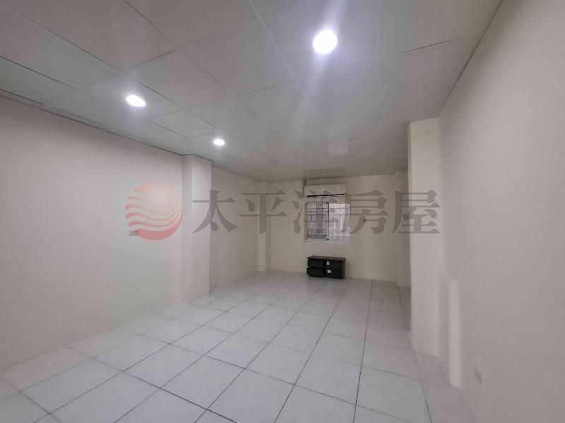 近崑科大車庫透天(租售)房屋室內格局與周邊環境