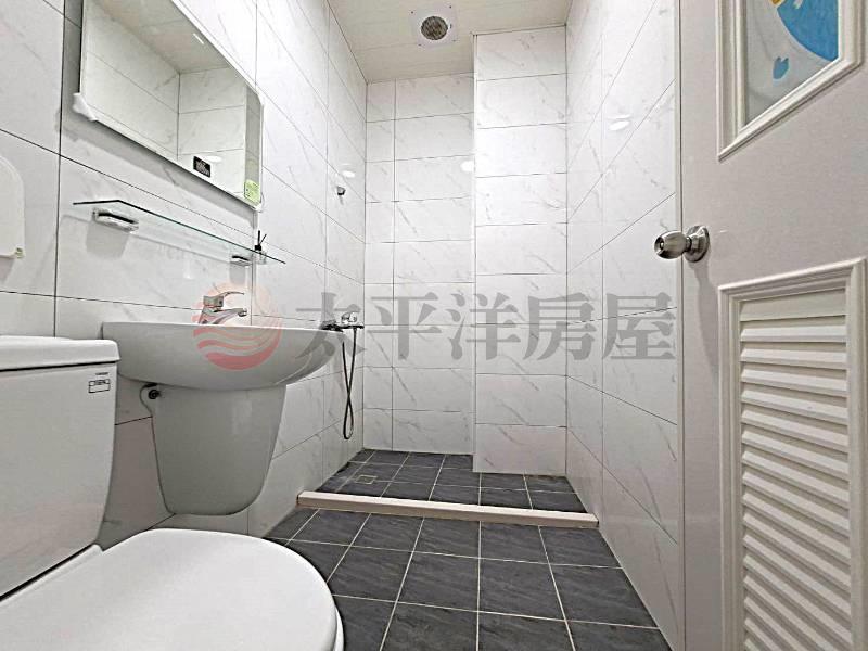 茄萣國小整新店住房屋室內格局與周邊環境