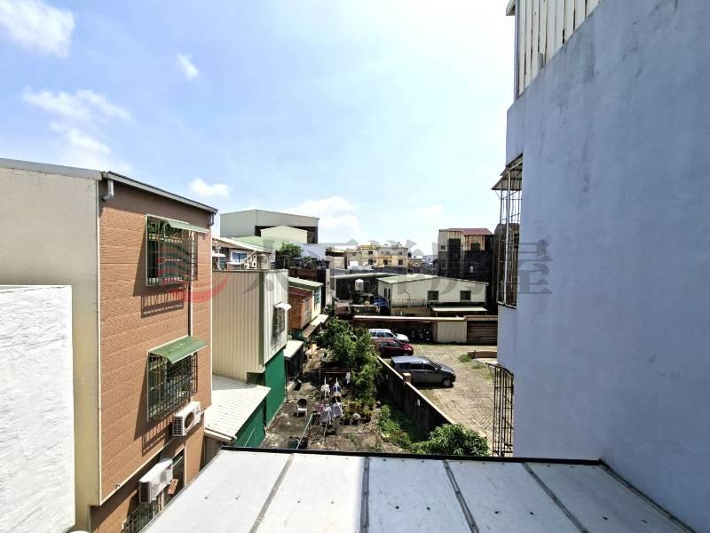 茄萣國小整新店住房屋室內格局與周邊環境