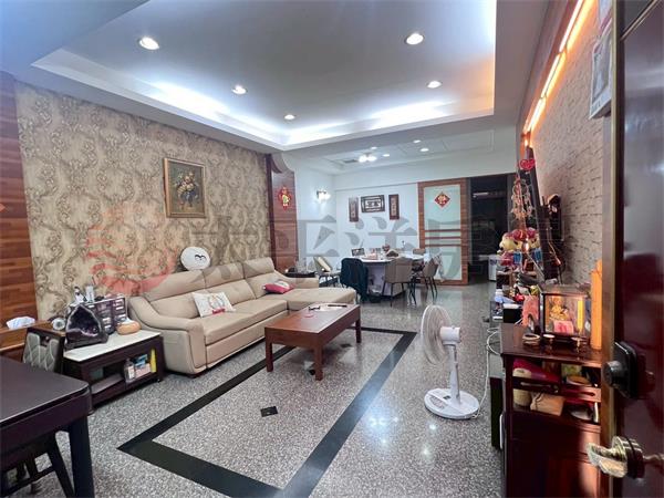 仁德運動公園車墅房屋室內格局與周邊環境