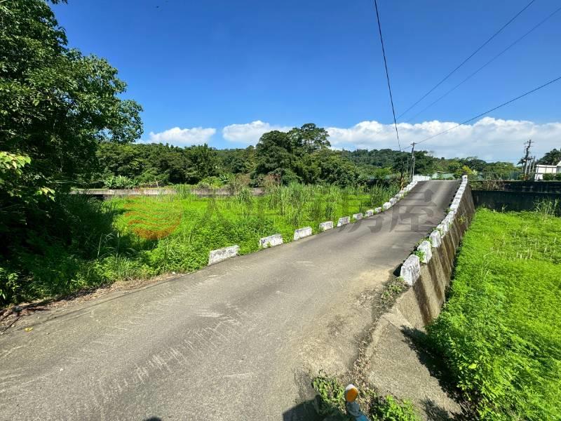 大溪信義段美農地房屋室內格局與周邊環境