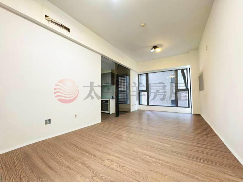 昭揚飛精品美2房車房屋室內格局與周邊環境