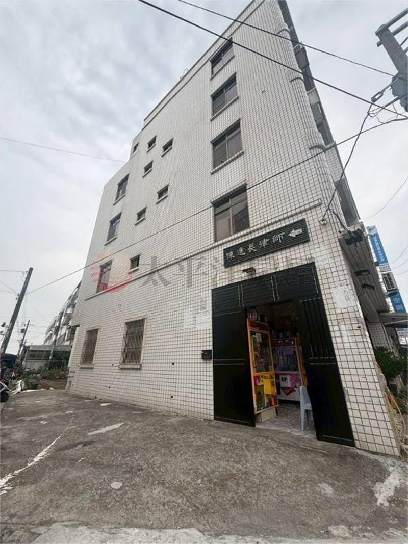 佳里佳北路角窗透天+大空地(有花園)房屋室內格局與周邊環境