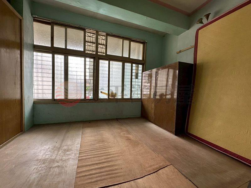 新生路巷弄需整理透天厝房屋室內格局與周邊環境