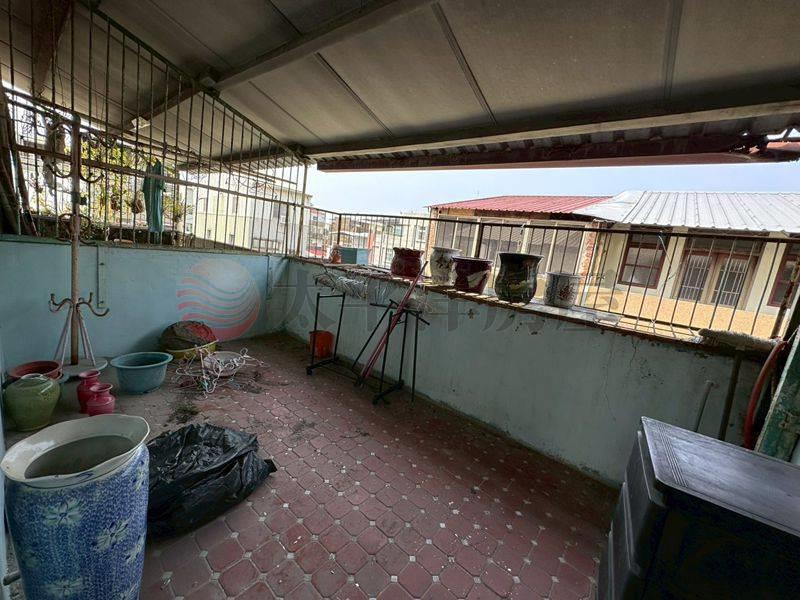 新生路巷弄需整理透天厝房屋室內格局與周邊環境