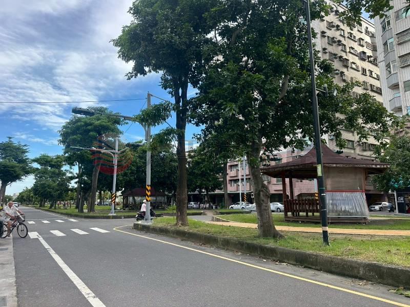 佳里公園大道旁透天房屋室內格局與周邊環境