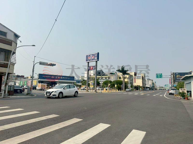 學甲國中旁角窗建地房屋室內格局與周邊環境