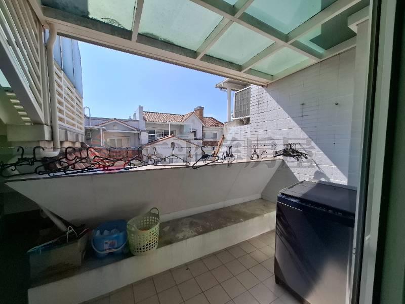 東義路雅緻裝潢雙車別墅房屋室內格局與周邊環境