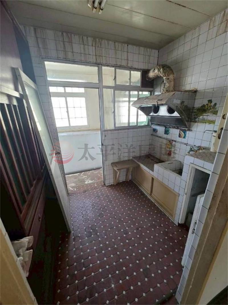 幼獅交流道低總價4房房屋室內格局與周邊環境