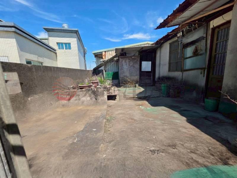 幼獅交流道低總價4房房屋室內格局與周邊環境