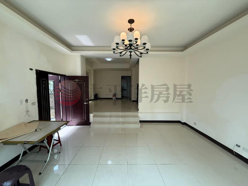近五楊双併別墅房屋室內格局與周邊環境