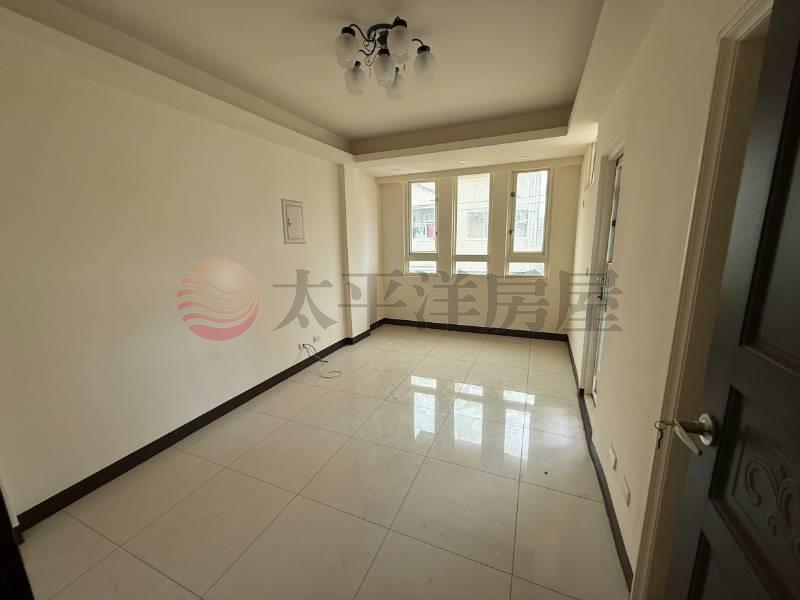 近五楊双併別墅房屋室內格局與周邊環境