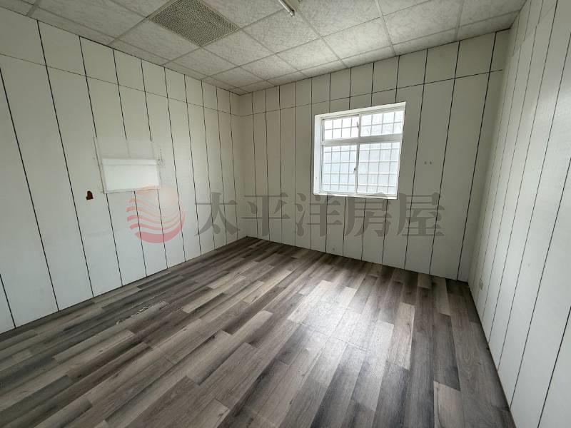 近804邊間透天房屋室內格局與周邊環境