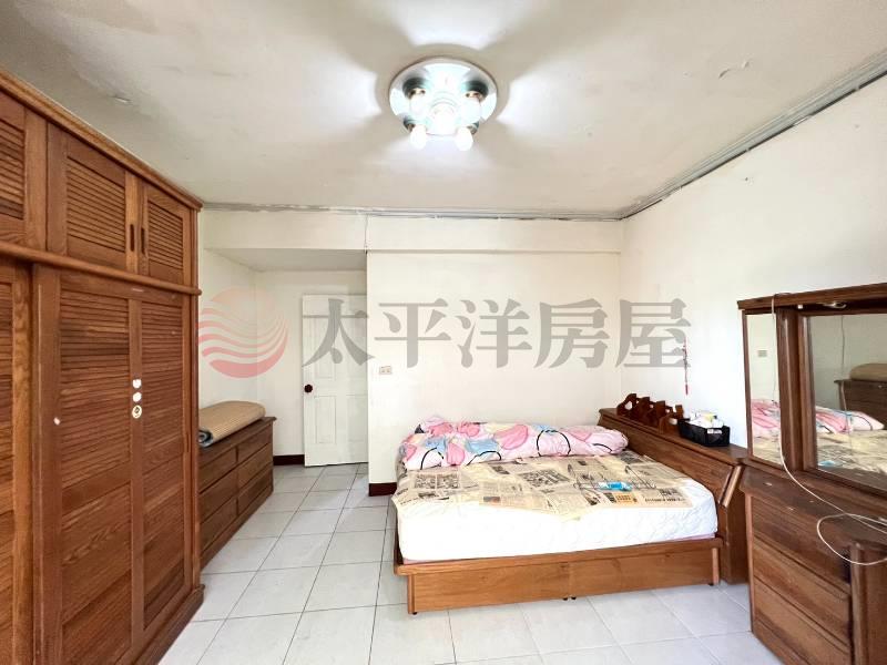 近台31前庭花園別墅房屋室內格局與周邊環境