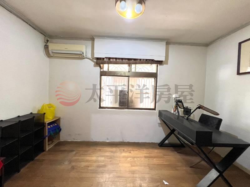 近台31前庭花園別墅房屋室內格局與周邊環境