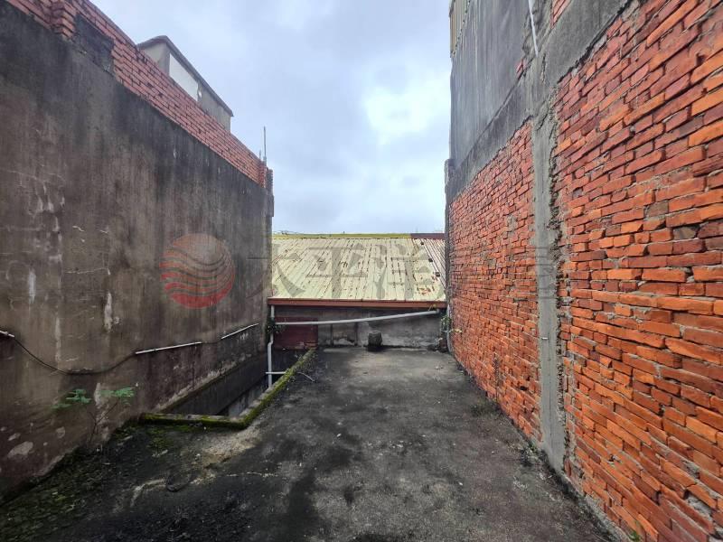 新明街商業地透天可店面房屋室內格局與周邊環境