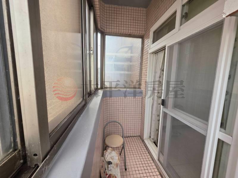 比佛利雙車位亮麗大四房房屋室內格局與周邊環境