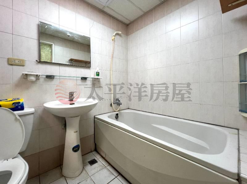 鵬程萬里亮麗三房房屋室內格局與周邊環境