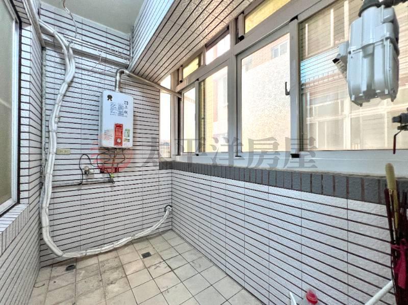 鵬程萬里亮麗三房房屋室內格局與周邊環境