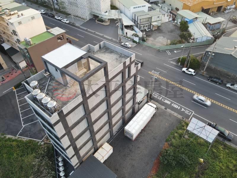 好市多260坪電梯透店房屋室內格局與周邊環境