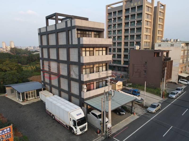 好市多260坪電梯透店房屋室內格局與周邊環境