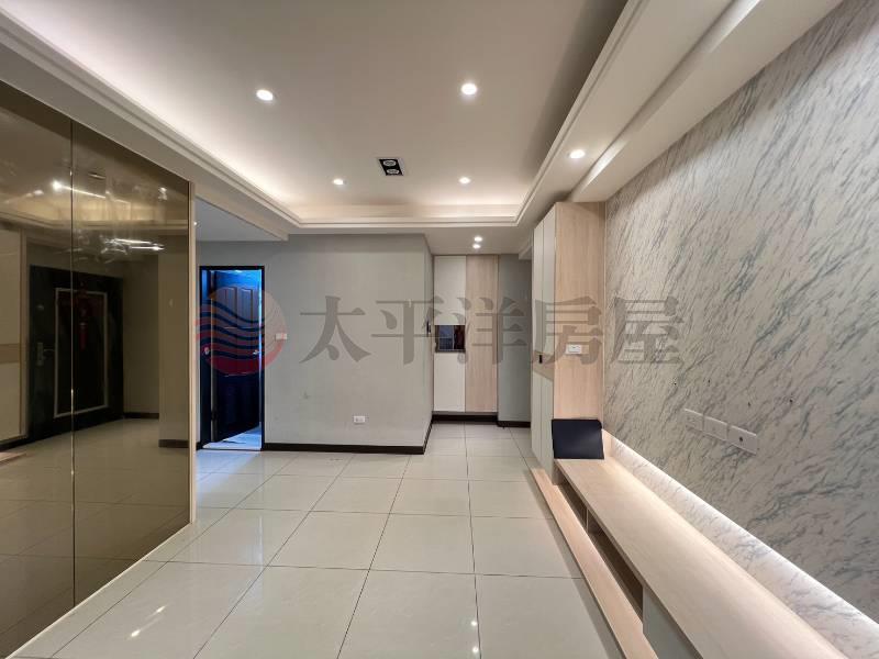 閱森活學區精美2+1房車房屋室內格局與周邊環境