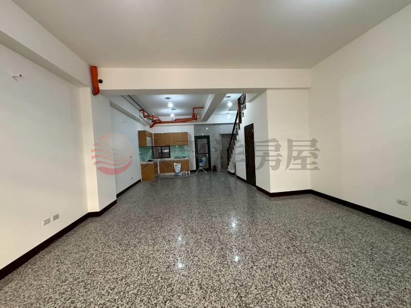 專約-新屋市區全新電梯透天別墅房屋室內格局與周邊環境