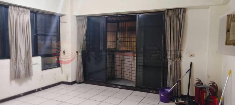 南崁華廈房屋室內格局與周邊環境