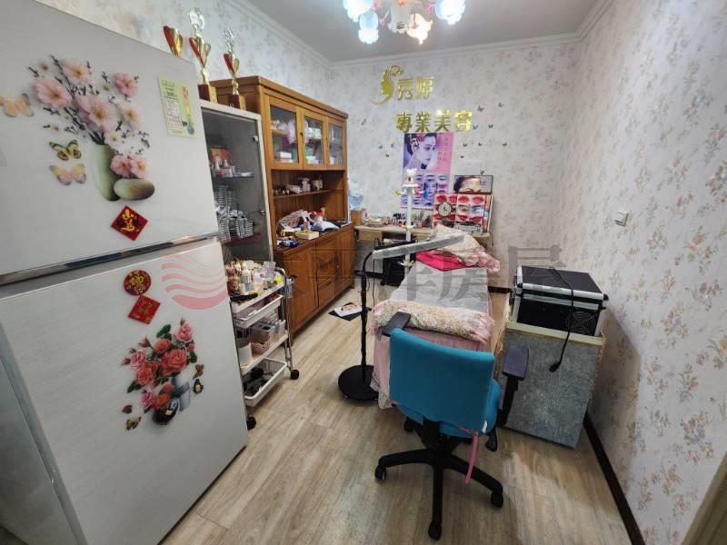 公園世界3房房屋室內格局與周邊環境