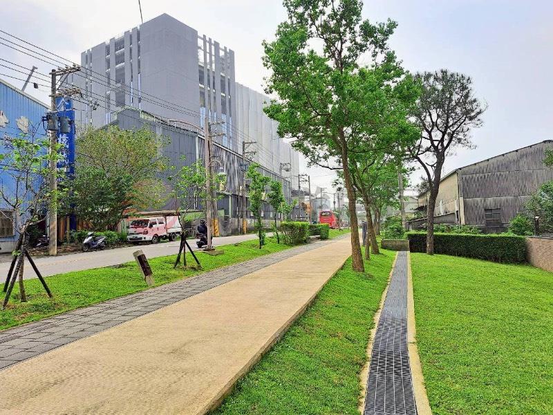 龜山民生北路透天店面房屋室內格局與周邊環境