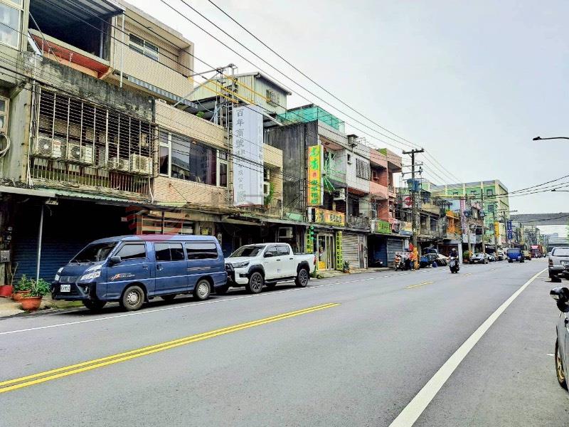 龜山民生北路透天店面房屋室內格局與周邊環境