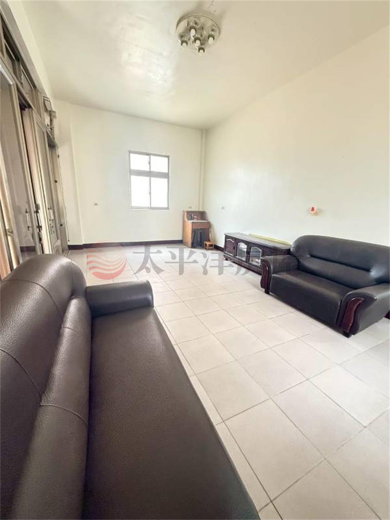 中壢啟文路透天房屋室內格局與周邊環境
