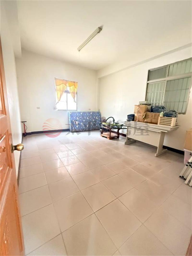 中壢啟文路透天房屋室內格局與周邊環境