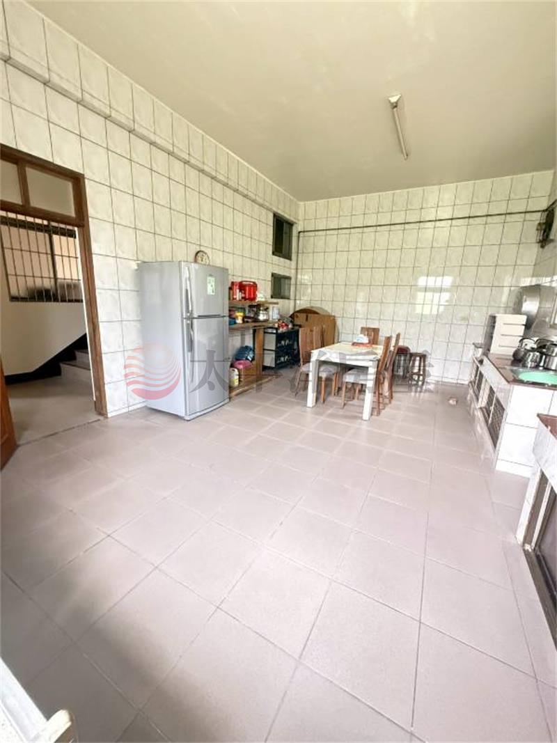 中壢啟文路透天房屋室內格局與周邊環境