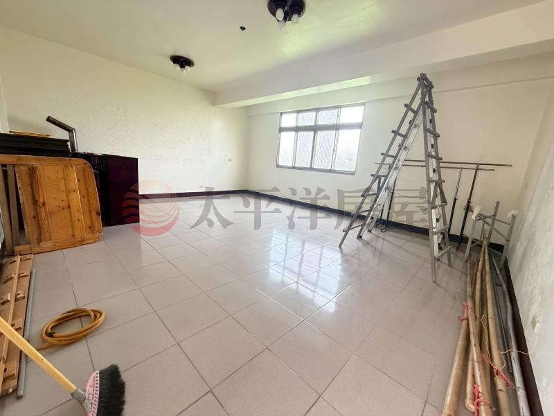中壢啟文路透天房屋室內格局與周邊環境