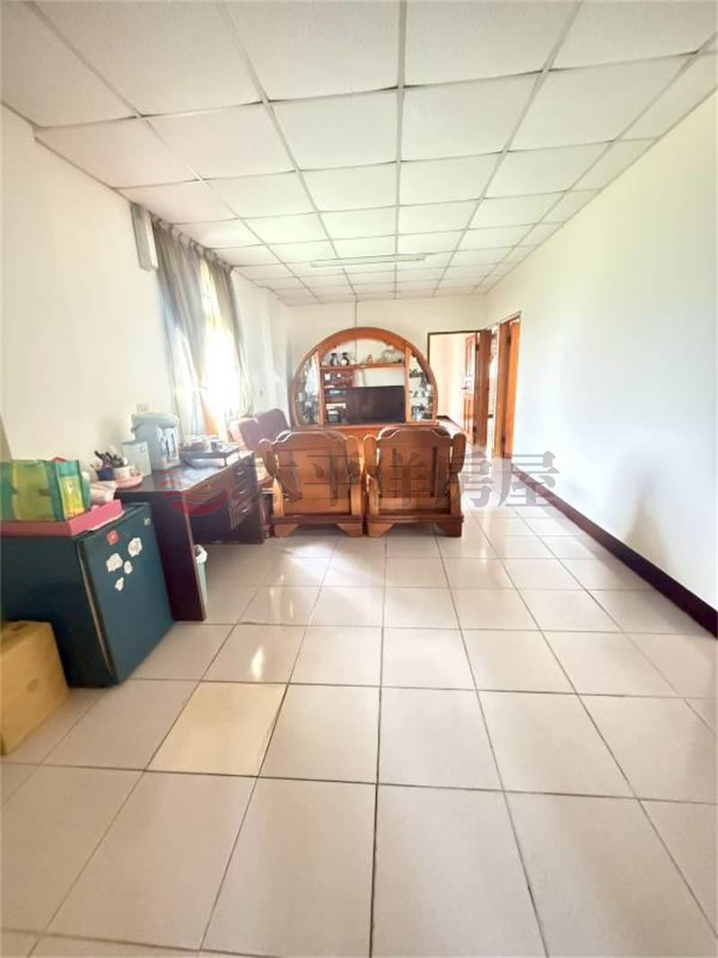 中壢啟文路透天房屋室內格局與周邊環境
