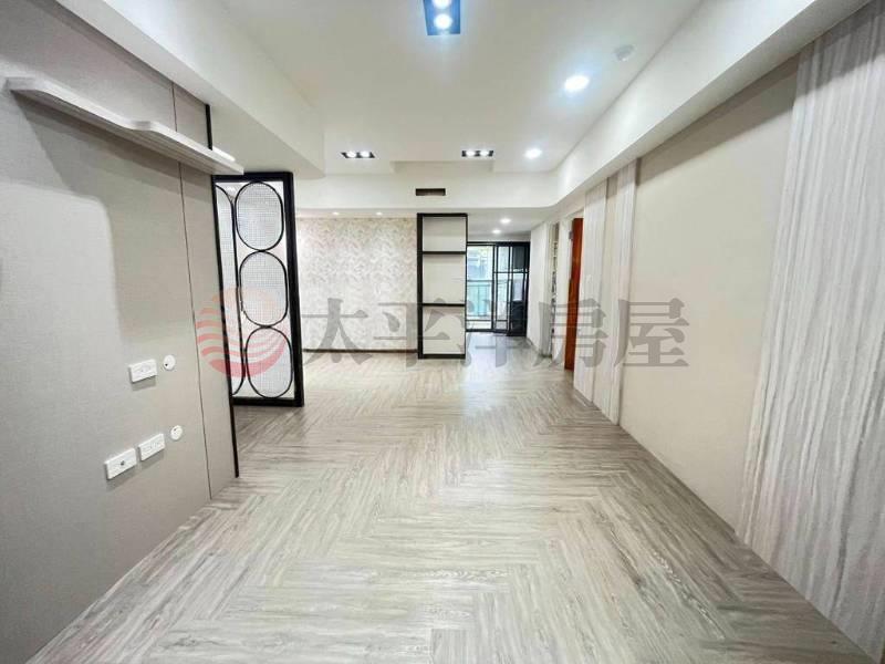 桃園戶政商圈電梯3房車房屋室內格局與周邊環境