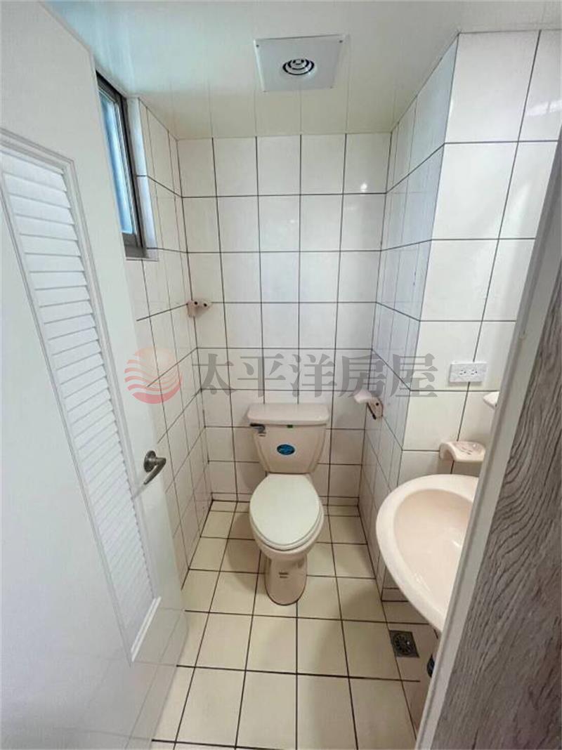 署桃3房雙車位-必富邑E區房屋室內格局與周邊環境