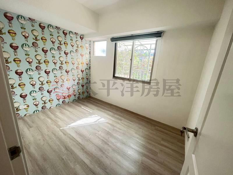 署桃3房雙車位-必富邑E區房屋室內格局與周邊環境