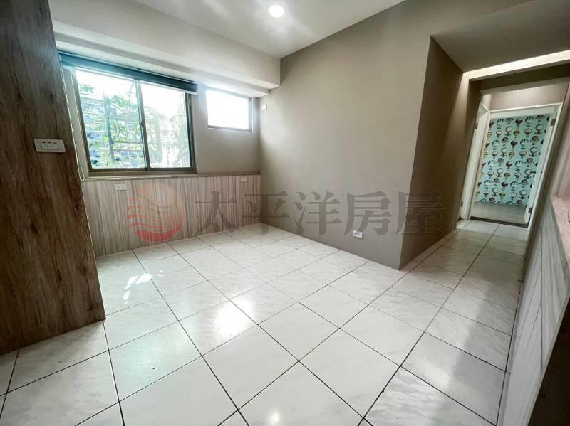 署桃3房雙車位-必富邑E區房屋室內格局與周邊環境