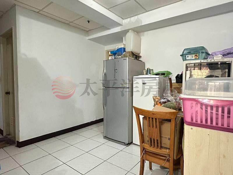 中山國小3房-國際京城房屋室內格局與周邊環境