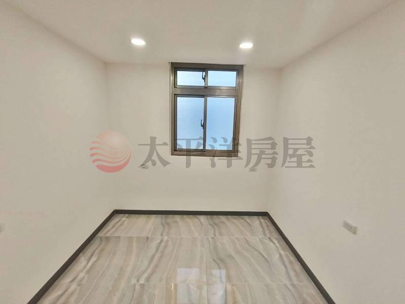 龍岡忠貞市場大地坪全新翻修透天房屋室內格局與周邊環境