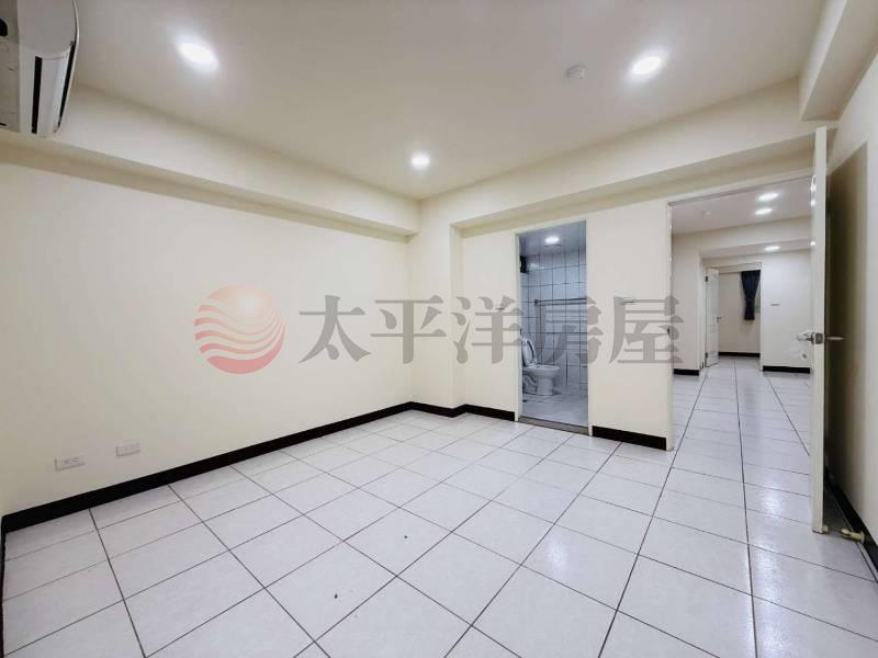 內壢環東商圈電梯4房-皇家特區房屋室內格局與周邊環境