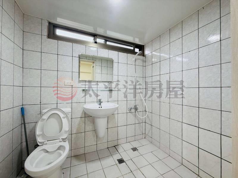內壢環東商圈電梯4房-皇家特區房屋室內格局與周邊環境